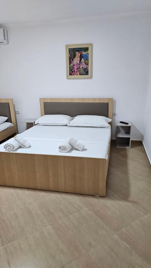 Aliaj Guest House 培拉特 外观 照片