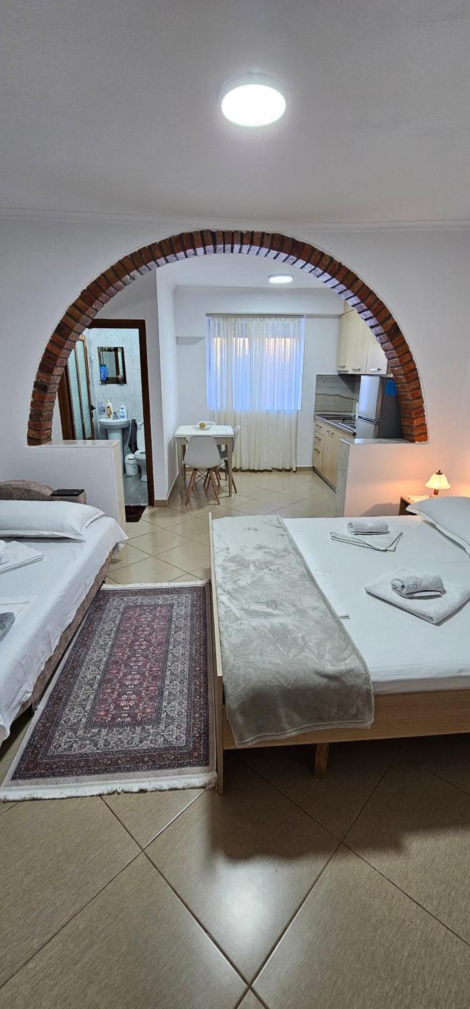 Aliaj Guest House 培拉特 外观 照片