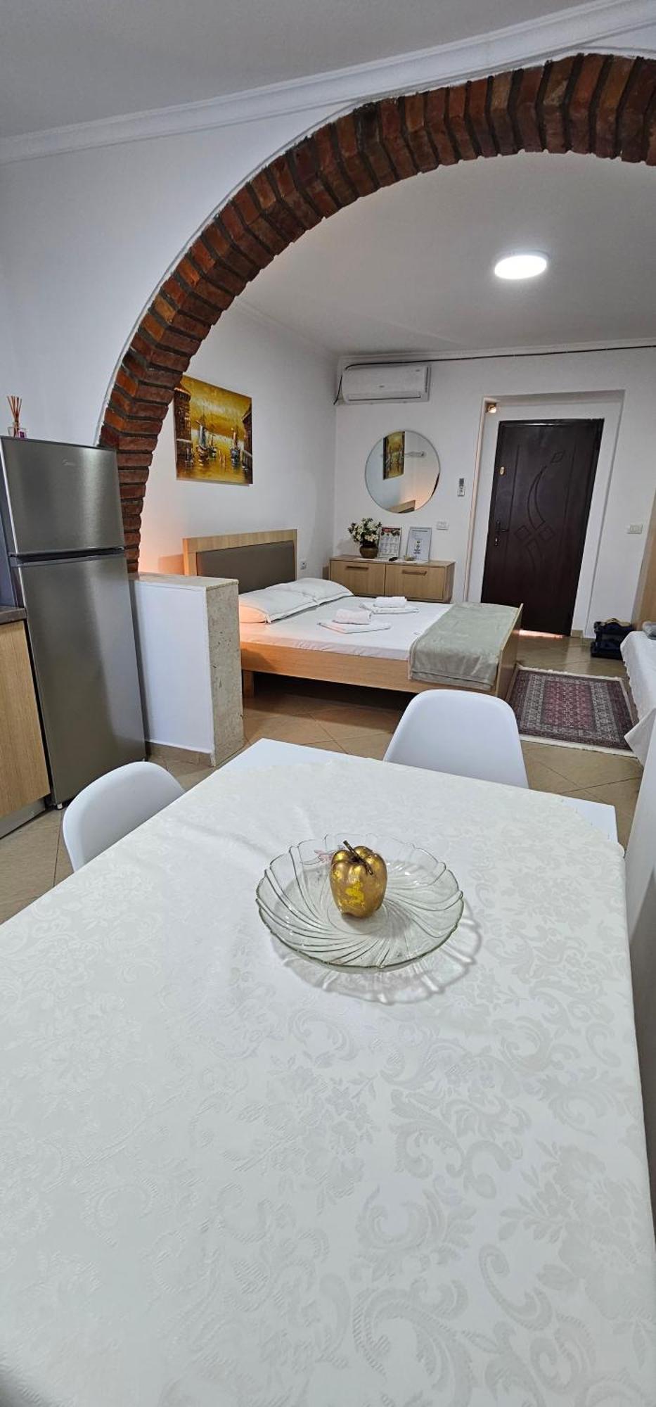 Aliaj Guest House 培拉特 外观 照片