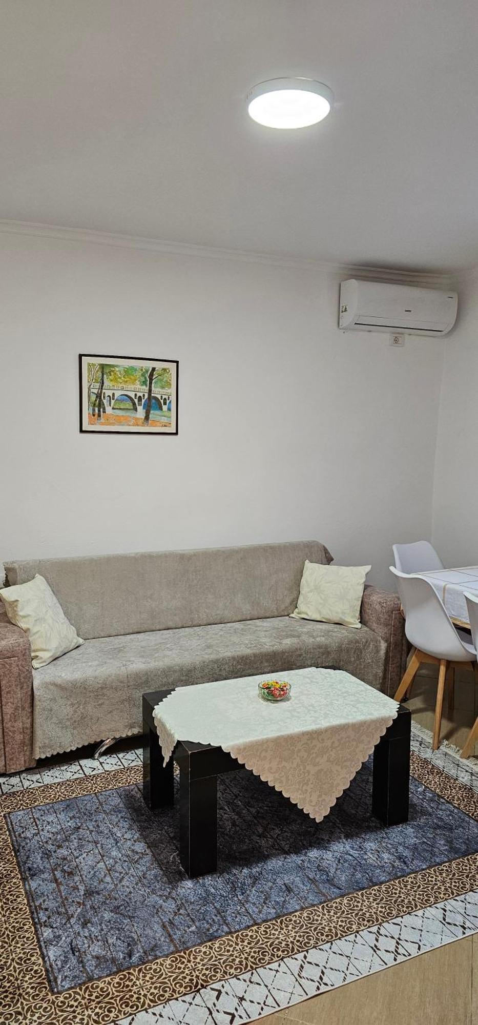 Aliaj Guest House 培拉特 外观 照片