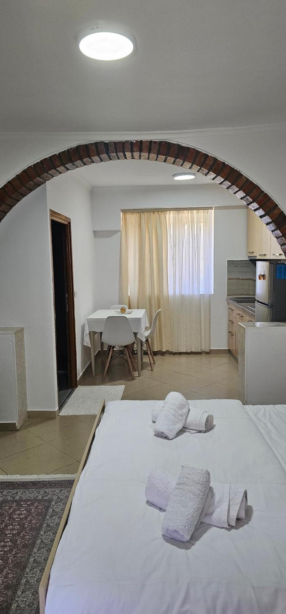 Aliaj Guest House 培拉特 外观 照片